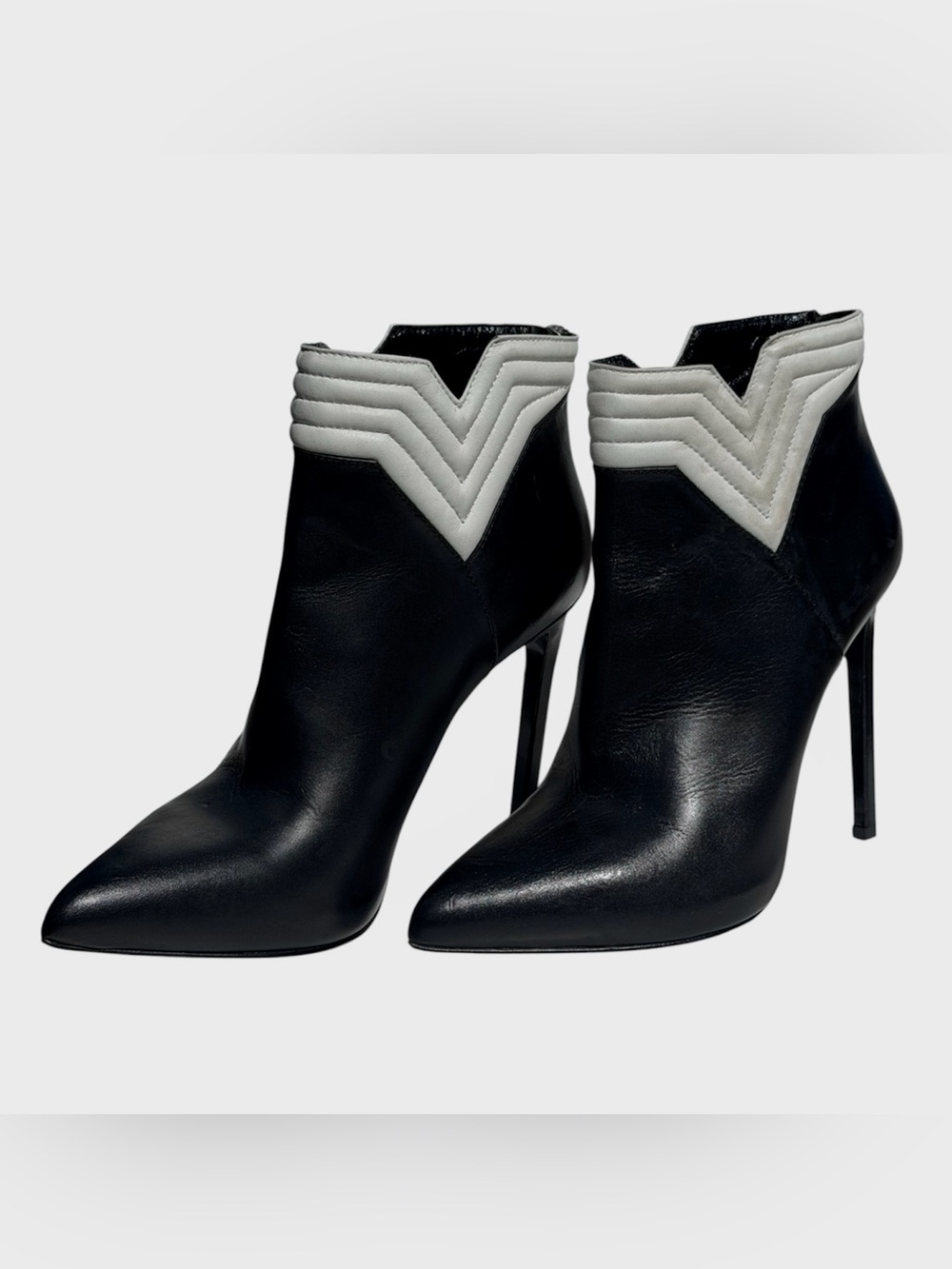 Saint Laurent YSL 2014 Chevron Leather Stiletto Ankle Boots Black White Sz 7